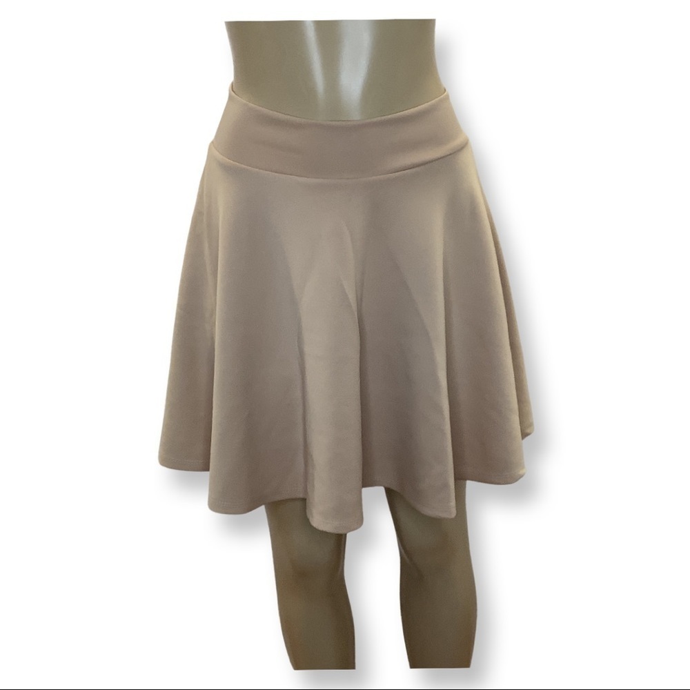 Thanth Size Small Cream Color Skater Skirt. New With Tags